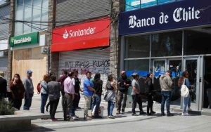 ¿Suprimir Feriados Impulsa la Productividad? Especialistas Ponderan Factores Más Profundos