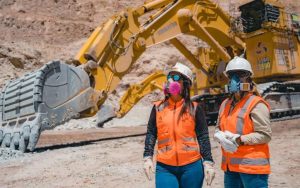 Decisión judicial abre la vía para imputar a Vivanco en la trama bielorrusa